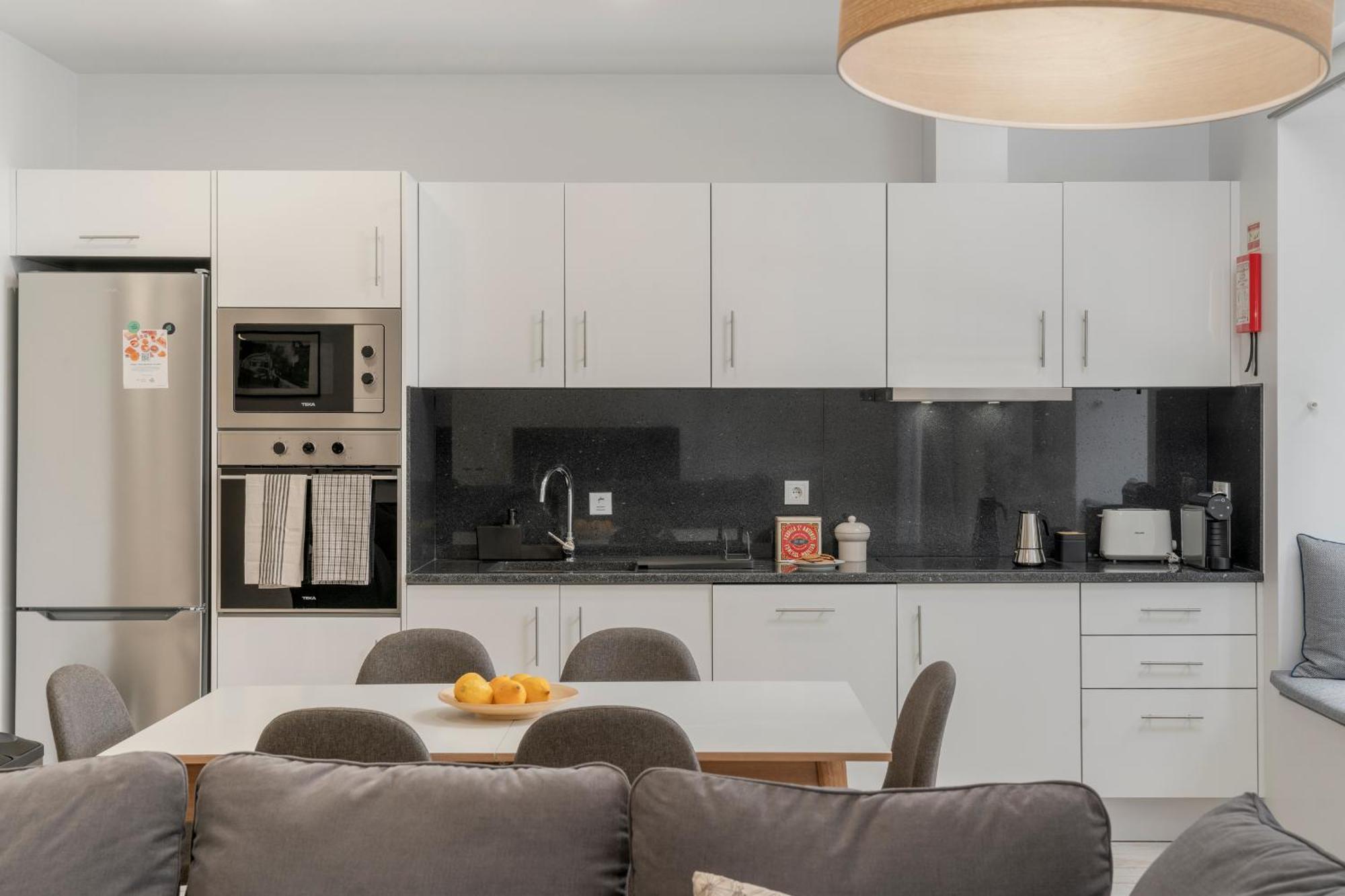 Apartament Tanoeiros By An Island Funchal (Madeira)